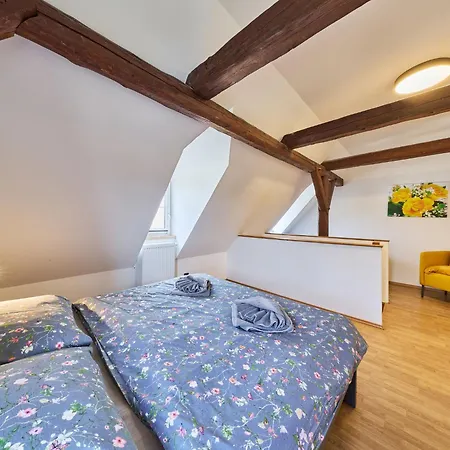 2 By Interhome