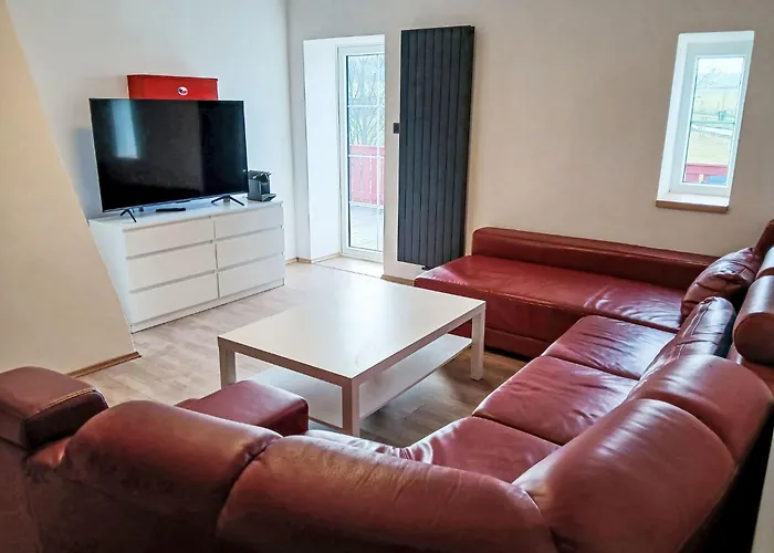 2 By Interhome *