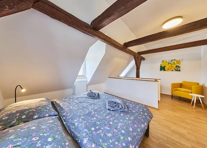 2 By Interhome