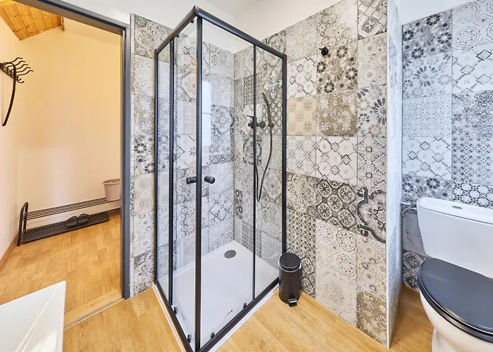 2 By Interhome